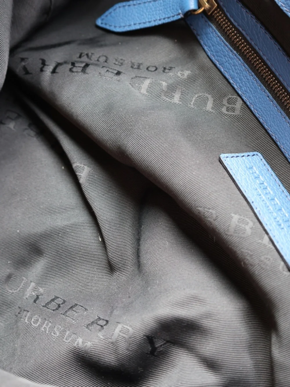 BURBERRY PRORSUM Blue Pebbled Leather EVERYDAY SATCHEL/Messenger Bag